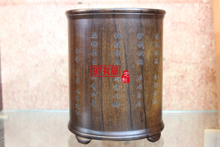 學校慶典商務(wù)禮品 紅木筆筒 河南財經(jīng)政治大學定制案例