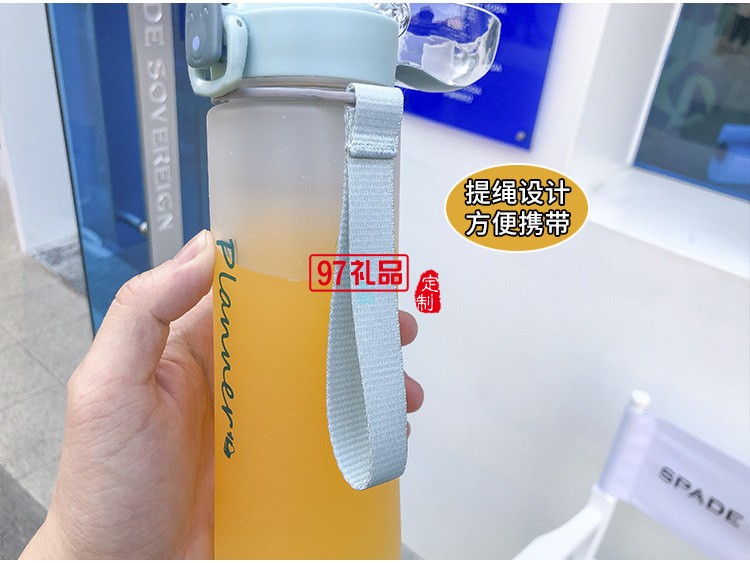 簡約磨砂塑料杯學(xué)生情侶清新個性夏天水瓶韓國ins風(fēng)彈蓋隨手杯子
